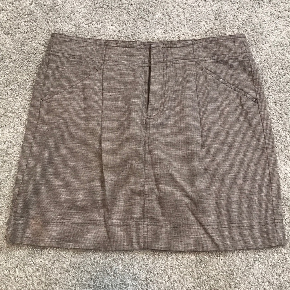 Ann Taylor mini skirt with front pockets